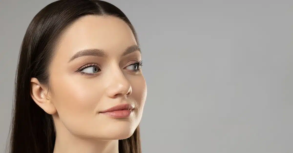 woman-looking-sideways-botox-treatment-alpharetta